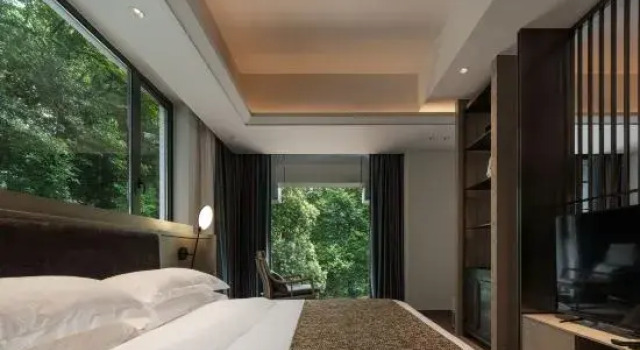 Люкс Premium Celestial Cave Manor· Twin Dragon Cave Stream Rafting Private Onsen Retreat