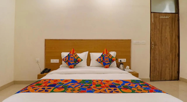 FabHotel Corporate Stay, Забронировать Отель Нойда штат Уттар-Прадеш