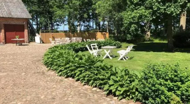 Månstorps Gård, Book Hotel Skottorp 