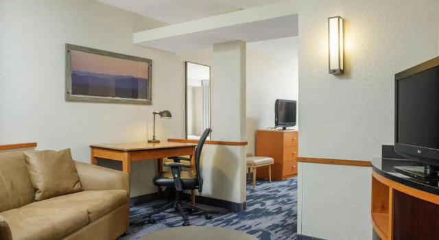 Студия Fairfield Inn & Suites by Marriott Paducah