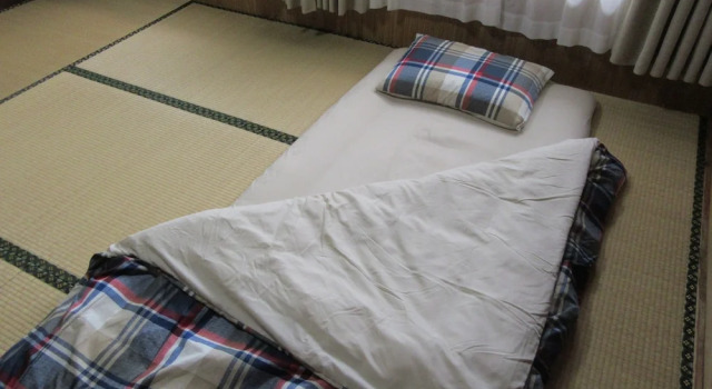 Kominnka Guest House Ya-Ru, Prenota Affittacamere Motobu 
