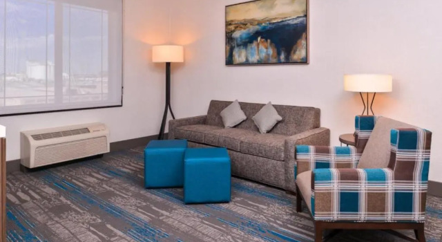 Полулюкс Hilton Garden Inn Salt Lake City Downtown