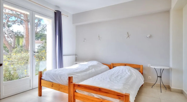 Villa Vue mer & Spa, Забронировать Курортный отель Курортные отели Приморских Альпы, Курортный отель