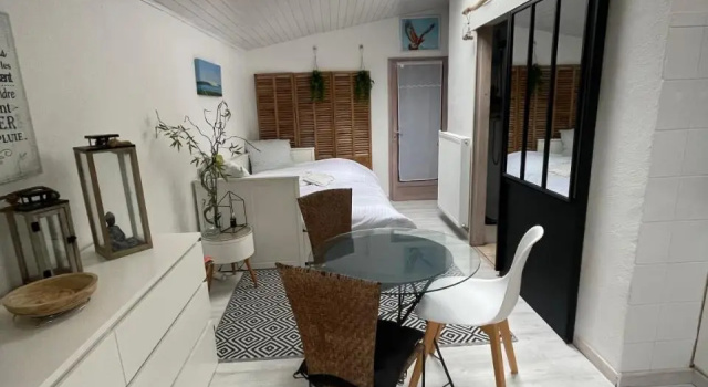 Studio-Cottage Avec Jardin-Bassin D'Arcachon, Prenota Hotel Hotel a Aquitania con parcheggio, Parcheggio