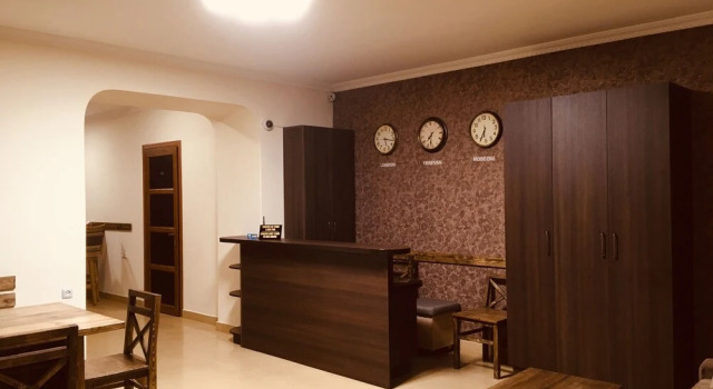 Hostel Freedom Armenia, Забронировать Хостел Хостелы Еревана, рядом с Голубая мечеть, Хостел