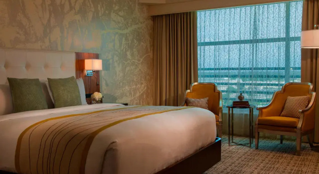 Номер Standard Renaissance Baton Rouge Hotel
