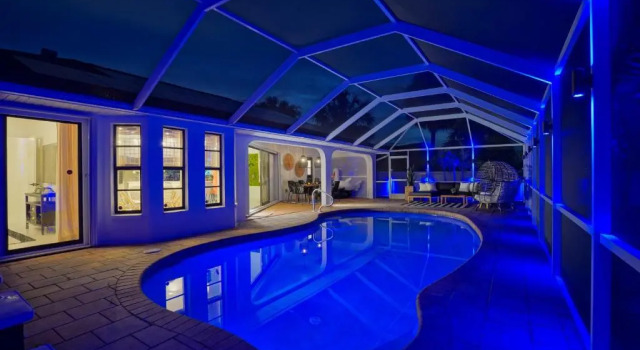 Вилла Glamorous 3-Bedroom Villa with Heated Pool Sarasota Area
