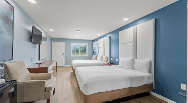 Четырёхместный номер Standard Executive Inn & Suites Magnolia