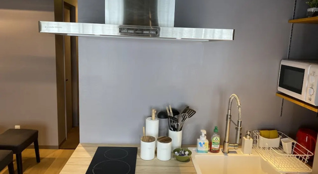 Кровать в общем номере THE WARDROBE Hotel Shimokitazawa