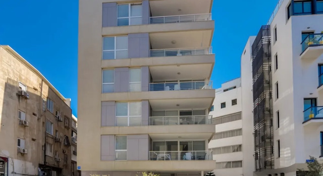 Sweet Inn Apartments -Trumpeldor St, Забронировать Апартаменты/квартира Отели Тель-Авива с парковкой, рядом с Пляж Иерусалим, Парковка
