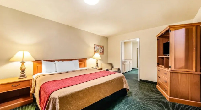 Vierer Suite Econo Lodge Del Rio