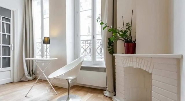 Wonderful Apartment - Central Paris, Забронировать Апартаменты/квартира 2-й округ: Биржа Париж, рядом с Лувр — Риволи