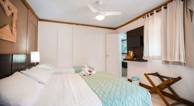 Трёхместный номер Standard Ecocharme Pousada Pedra Do Mar