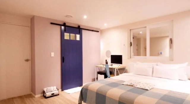 Vins 70 Hotel