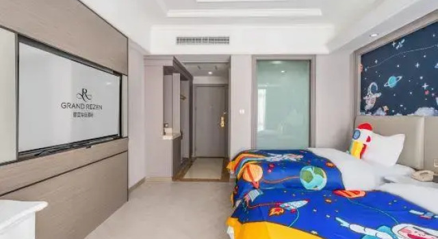 Grand Rezen Hotel Shanghai Pudong (Shanghai international tour and resort zone)