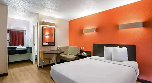 Номер Superior Rodeway Inn Baltimore - Inner Harbor South