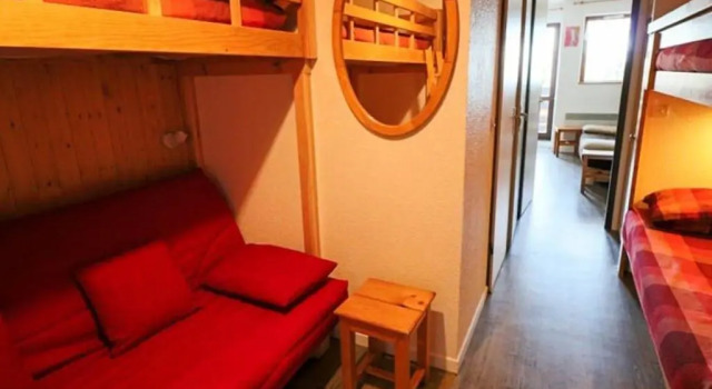 Appartement Montvalezan-La Rosière, 1 pièce, 6 personnes - FR-1-398-513, Забронировать Апартаменты/квартира Отели Ла-Розьер с парковкой, рядом с Горнолыжный курорт Ла Розьер, Парковка