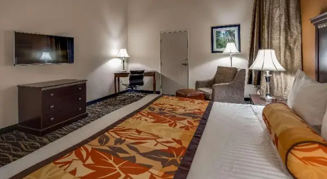 Четырёхместный люкс Best Western Plus Battle Ground Inn & Suites
