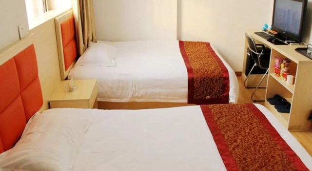 Mingcheng Express Inn, Prenota Hotel Hotel a Shandong con parcheggio, Parcheggio