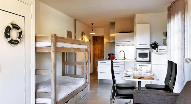 Appartement Le Lavandou, 1 pièce, 4 personnes - FR-1-251-398