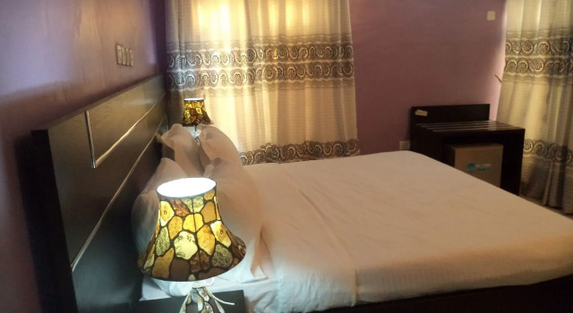 Jasmines Place and Suites, Book Hotel Hotels in Bwari with a Pool, Swimming Pool
