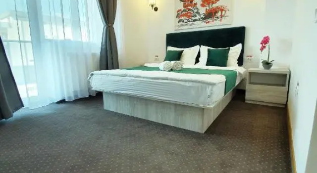 ZETH HOUSE, Rezerwuj Hotel Navodari Mamaia-Sat
