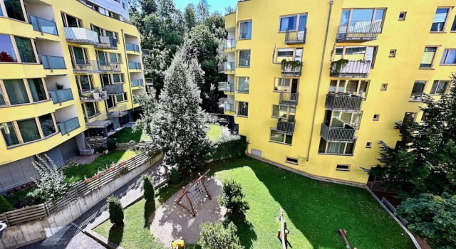 Апартаменты Апартаменты Rezidence Jeseniova Prague