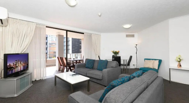 Апартаменты The Astor Apartments