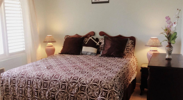 Summer Hill air bnb Home Away From Home, Rezervovat Penzión se snídaní Hotely v Ocho Rios Coast s bazénem, Bazén