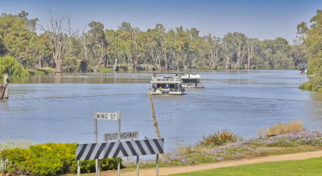 Двухместный номер Deluxe с видом на реку Mildura Riverview Motel