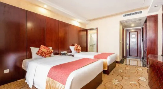 Люкс Business Huamao Hotel