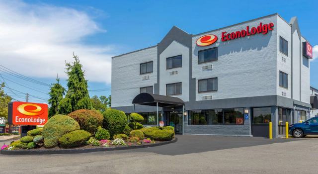 Econo Lodge Hicksville - Long Island, Book Hotel Hicksville Long Island