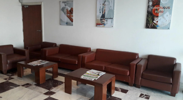 Caspia Hotel New Delhi Shalimar Bagh, Забронировать Отель Отели Нью-Дели с завтраком, Завтраки
