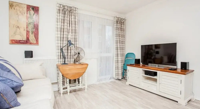 Апартаменты Stunning Spacious South London 1 Bed Apartment with Balcony