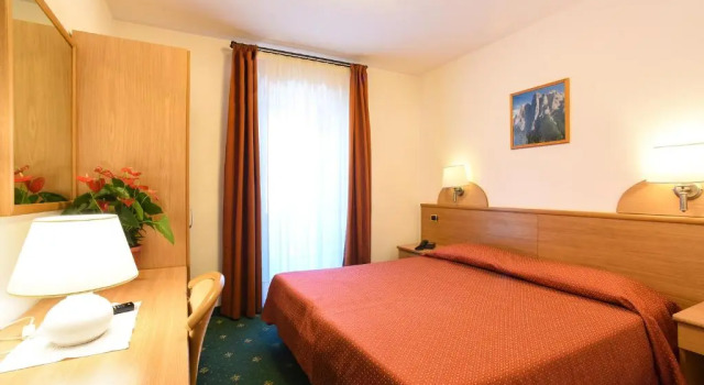 Двухместный номер Standard с балконом Hotel Adriana