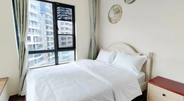 Люкс с 3 комнатами Lucky House Lucky Seaview Homestay (Longlou Qishuiwan Branch)
