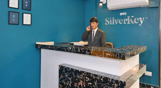 Silverkey Medanta Sec 38 By OYO Rooms