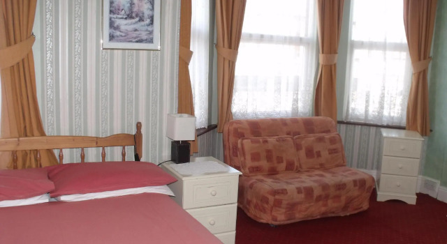 Sunnydene, Забронировать Гостевой дом Грейт-Ярмут The Broads, рядом с Caister-on-Sea Beach