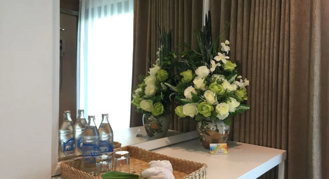 Семейный номер Standard с балконом Phetcharat Grand Hotel Maesot
