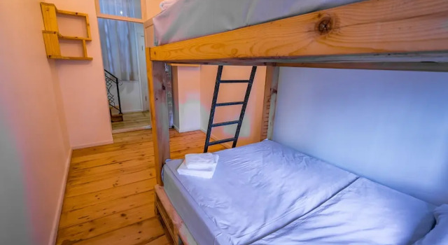 Апартаменты Апартаменты HB apartments Vasil Petriashvili