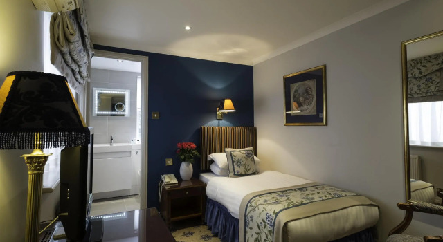 Одноместный номер Superior London Lodge Hotel