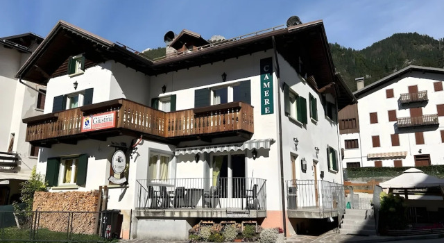 Meublè Bar Giustina