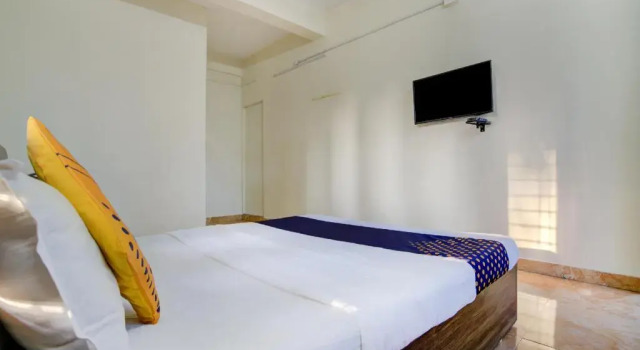 Ns Lodge by OYO Rooms, Забронировать Отель Коччи штат Керала