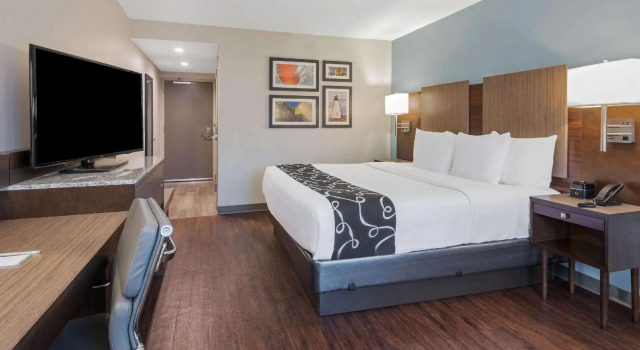 Двухместный номер Standard La Quinta by Wyndham Aberdeen-APG