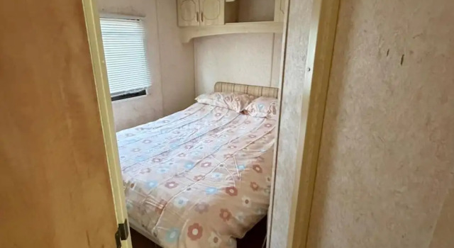 Static Caravan Sleeps 8 With Indoor Pool, Забронировать Дом для отпуска Клактон-он-Си Эссекс