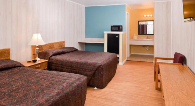 Red Carpet Inn Battleboro