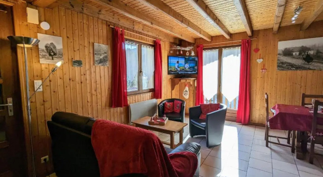Chalet confortable près de Gérardmer avec cheminée et animaux bienvenus - FR-1-589-195, Забронировать Шале Виллы Вогезы, Вилла