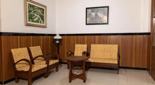 Camera Luxury Baratha Hotel & Resto