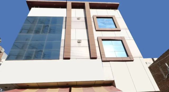 Surya Hotel By OYO Rooms, Varaa Hotelli Sirsa Haryana