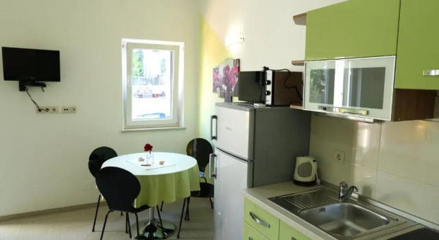 Студия Sunrise Apartments 2